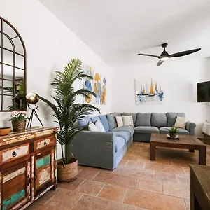 Nt Centro Ciudad - Catedral & Parking Apartment Malaga